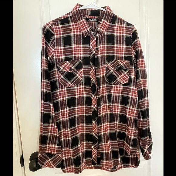 Volcom flannel - Picture 1 of 3